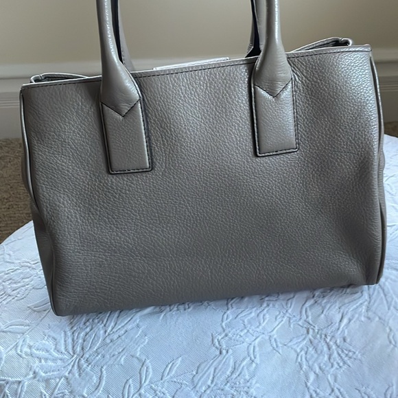 Marc Jacobs Empire City Leather Convertible Tote - Picture 4 of 16